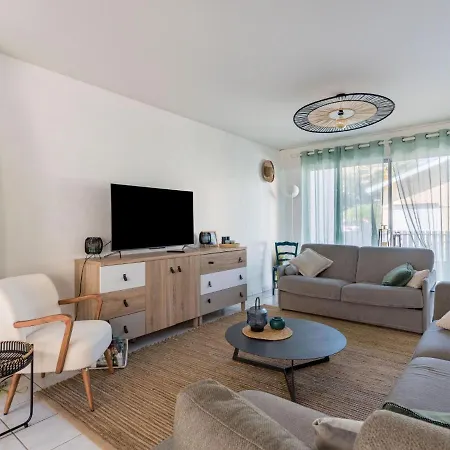 Tatil Evi La Petite Sourdis By Interhome